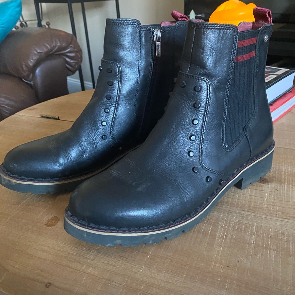 Plinkonos Black and Red Leather Chelsea Boot